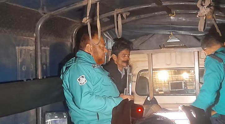 চট্টগ্রামে বিদেশি পিস্তলসহ রোহিঙ্গা আটক