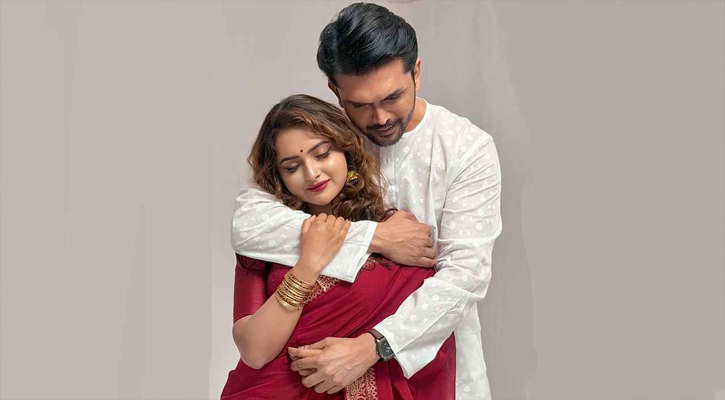 ‘হ্যাপিলি ম্যারিড’ পোস্টে তোলপাড়, সত্যিটা জানালেন শুভ–কেয়া