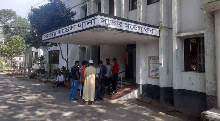 ফেসবুকে প্রেম, দেখা করতে ডেকে নিয়ে কলেজছাত্রের নগ্ন ভিডিও ধারণ, অতঃপর…