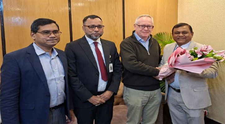 খালেদা জিয়ার চিকিৎসায় এভারকেয়ারে ব্রিটিশ বিশেষজ্ঞ চিকিৎসক