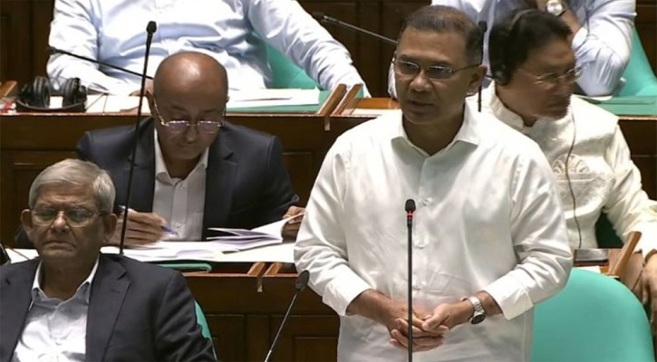 রোহিঙ্গাদের ফেরাতে আন্তর্জাতিক চাপ বাড়ানোর তাগিদ প্রধানমন্ত্রীর