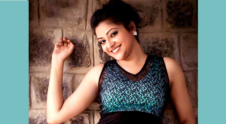 অভিরামীর ৩ সেকেন্ডের চুম্বনেই শোরগোল, যা বললেন অভিনেত্রী