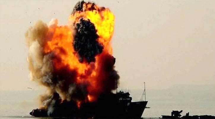 ইরাকে তেলবাহী ট্যাংকারে হামলা