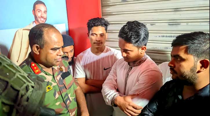 বৈষম্যবিরোধী দুই নেতাকে সেনাবাহিনীর জিজ্ঞাসাবাদ, মধ্যরাতে ছুটে এলেন সারজিস
