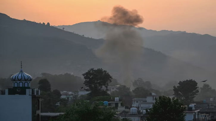 ভারতের ৫০ সেনাকে হত্যার দাবি পাকিস্তানের