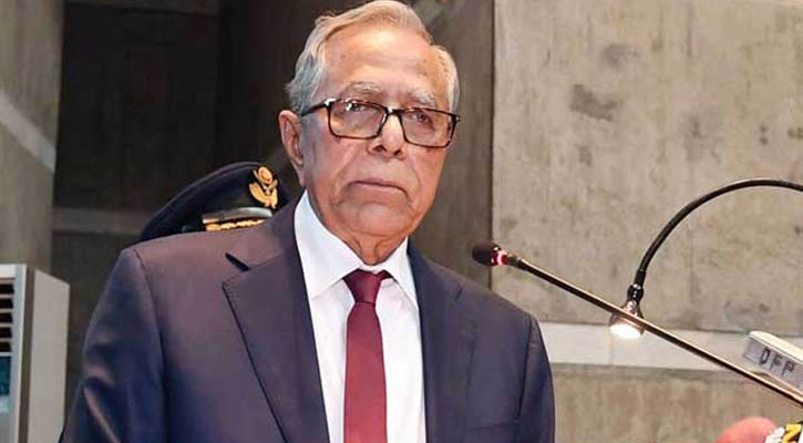 ‘সাবেক রাষ্ট্রপতি কীভাবে দেশত্যাগ করলেন, গাফিলতি রয়েছে কার’