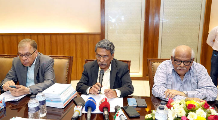 ‘চব্বিশের গণ-অভ্যুত্থানের আকাঙ্ক্ষাকে সুনির্দিষ্ট রূপ দিতে চায় কমিশন’