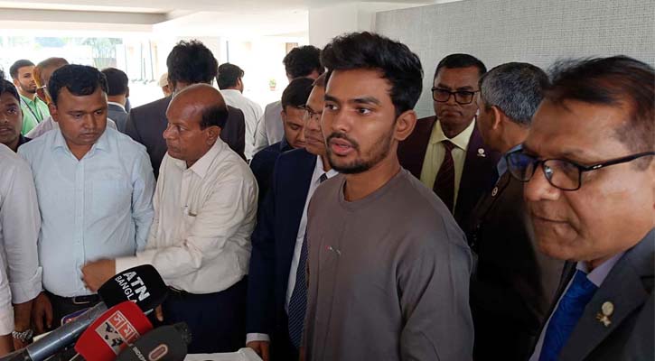 যে পদ্ধতিতে আ.লীগ নির্বাচনের সুযোগ পেতে পারে, জানালেন আসিফ মাহমুদ