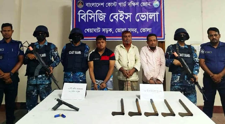 আগ্নেয়াস্ত্রসহ আওয়ামী লীগের ৩ নেতা আটক