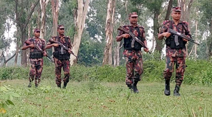  সীমান্তে আটক ৬ বাংলাদেশিকে ফেরত দিল বিএসএফ