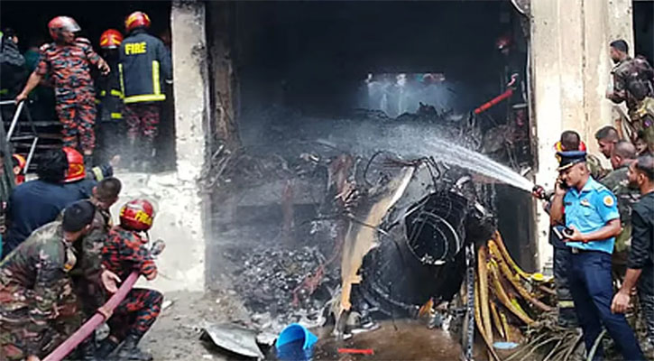 উত্তরার বিমান দুর্ঘটনা নিয়ে যা বললেন শায়খ আহমাদুল্লাহ