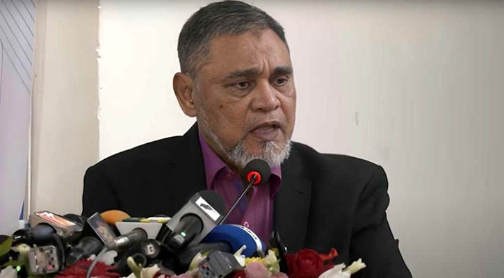 নির্বাচন কমিশন রাজনৈতিক বিতর্কে জড়াবে না : সিইসি