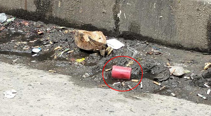 এনসিপির প্রধান কার্যালয়ের সামনে ‘ককটেল’ নিক্ষেপ