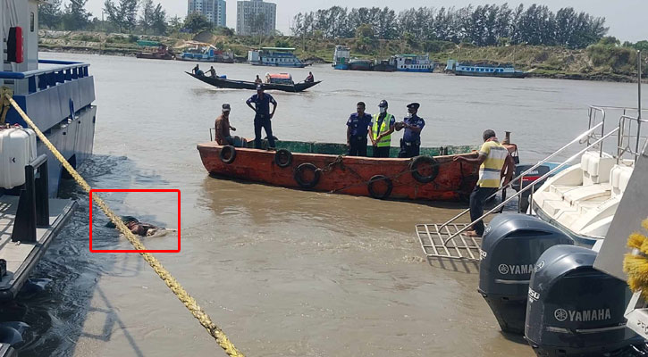 ঘষিয়াখালি চ্যানেল থেকে অজ্ঞাতনামা নারীর অর্ধগলিত মরদেহ উদ্ধার