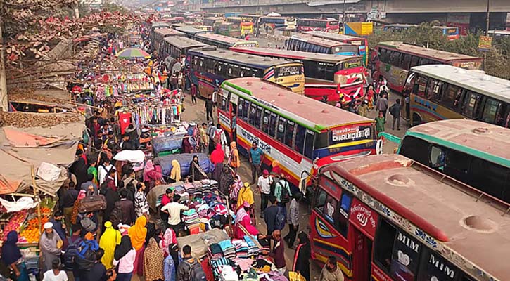 ভোটের ছুটিতে ঘরমুখী মানুষের ঢল, মহাসড়কে ৫০ কিলোমিটার যানজট