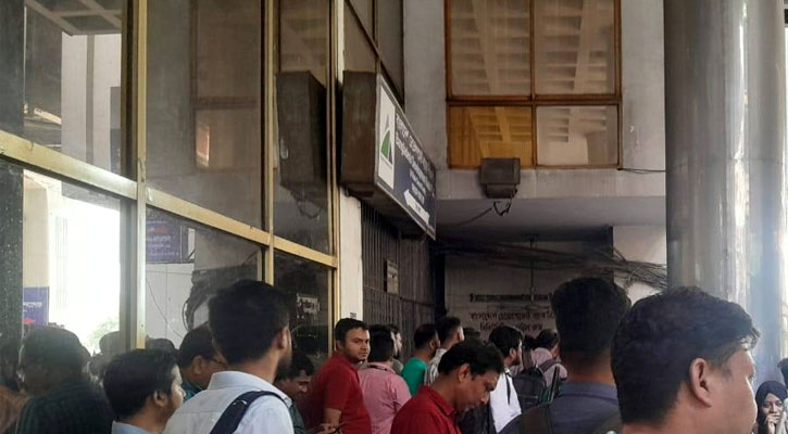 কারওয়ান বাজারে ১৩ তলা থেকে লিফট ছিঁড়ে আহত ৯