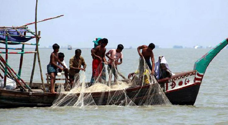 বঙ্গোপসাগরে মৎস্য আহরণে নতুন সিদ্ধান্ত নিল সরকার