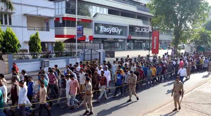 ভারতে হাজারের বেশি বাংলাদেশিকে গ্রেপ্তার হয়েছে যে তথ্যের ভিত্তিতে