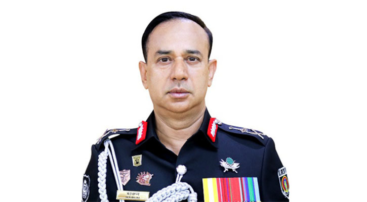 র‍্যাবের সাবেক ডিজি হারুনের বিরুদ্ধে গ্রেপ্তারি পরোয়ানা