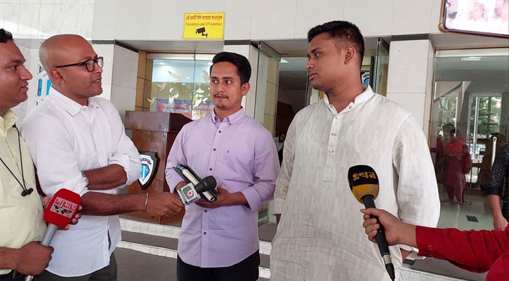 হঠাৎ দুদকে হাসনাত-সারজিস, কারণ না জানিয়ে বললেন ‘অতি গোপনীয়’