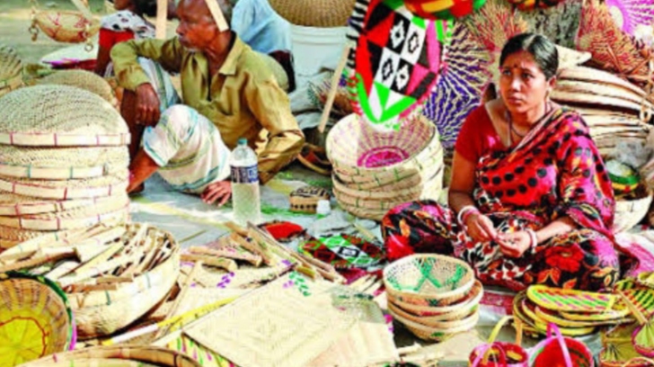 বৈশাখ উদযাপনের প্রস্তুতি, কী কী কিনবেন
