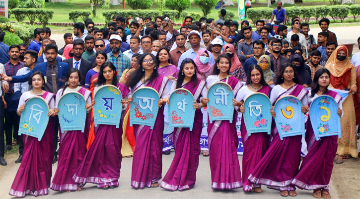 ইবির অর্থনীতি বিভাগের ৩১তম ব্যাচের বিদায় র‍্যালি