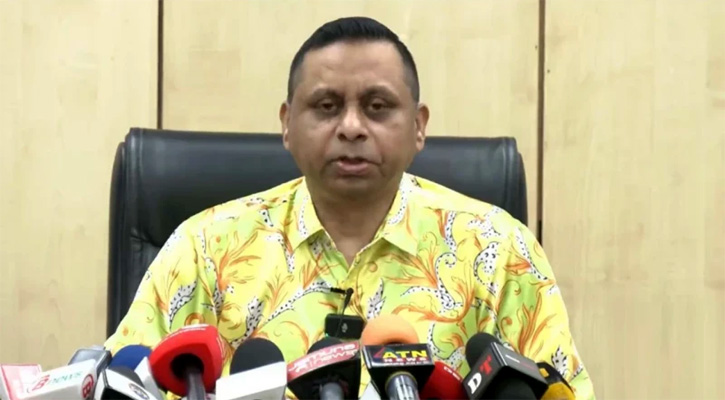 নগরবাসীর নিরাপত্তায় ডিবি ‘ভ্যানগার্ড’ হিসেবে কাজ করছে : রেজাউল করিম