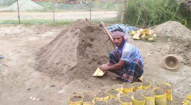 ‘মন চাইলেও ভালো কিছু খেতে পারি না’