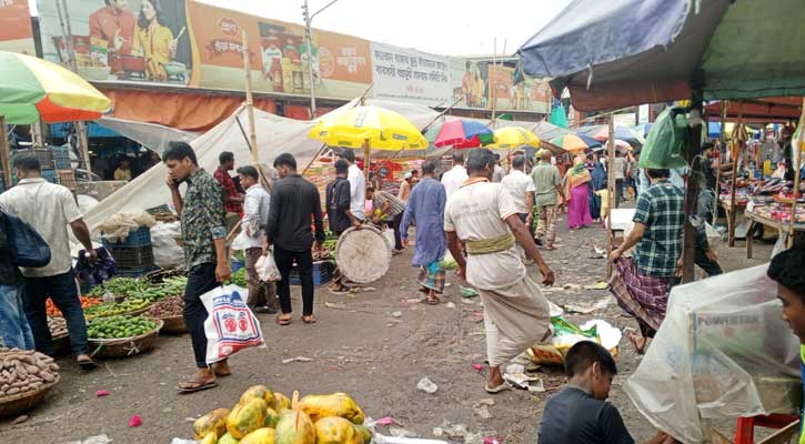 কারওয়ান বাজার স্থানান্তর নিয়ে মিশ্র প্রতিক্রিয়া ব্যবসায়ীদের