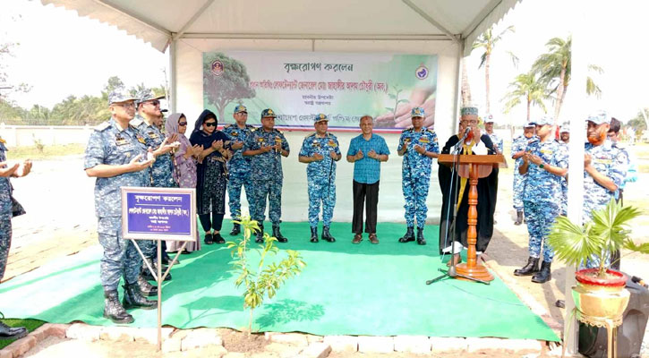 মোংলায় কোস্ট গার্ডের আধুনিক বোট মেরামত কেন্দ্রে নতুন যুগের সূচনা