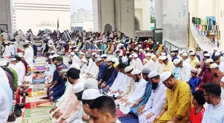 বায়তুল মোকাররমে ঈদের ৫ জামাত অনুষ্ঠিত