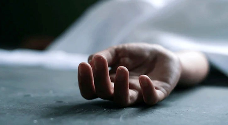 মধ্যরাতে প্রশাসনের পরিচয়ে বের করে ইউপি সদস্যকে হত্যা