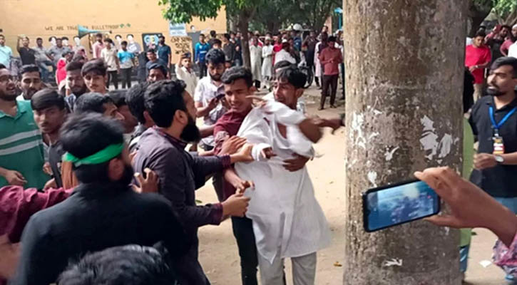 সারজিসের উপস্থিতিতে এনসিপির সমাবেশে মারামারি