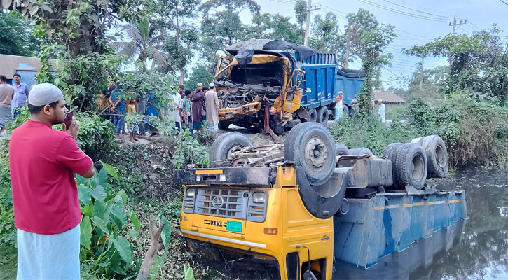 দাঁড়িয়ে থাকা ট্রাকের পেছনে আরেক ট্রাকের ধাক্কা, নিহত ২