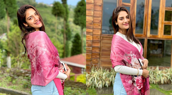নিজেই বেবি বাম্পের ছবি প্রকাশ করলেন নুসরাত