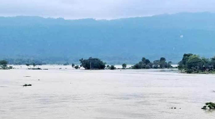 সুনামগঞ্জে নৌকা ডুবে নারী-শিশুসহ ৪ জনের মৃত্যু