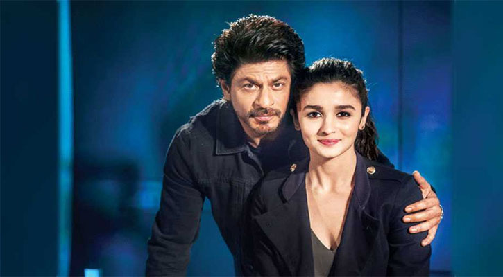 আলিয়ার পরের ছবিতে কাজ করতে চাইলেন শাহরুখ