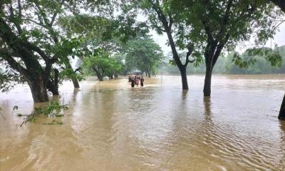 বন্যার ক্ষতচিহ্নে বিধ্বস্ত খাগড়াছড়ি, প্রাথমিক ক্ষতি ৬৬ কোটি টাকা