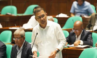 দেশের প্রধান রেলপথগুলোতে বৈদ্যুতিক ট্রেন চালুর ঘোষণা প্রধানমন্ত্রীর