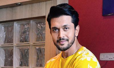 এক সময় আমি এই এদিকে আয়, এই পানি দে, এই আর্টিস্টের স্যান্ডেল মোছ—এসব অর্ডার পালন করতাম’