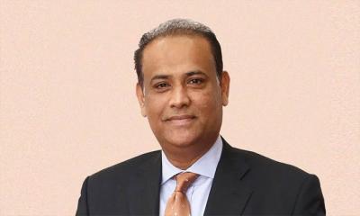 সাবেক ভূমিমন্ত্রীর ফ্ল্যাট থেকে উদ্ধার দেড় হাজার বিলাসবহুল পণ্য