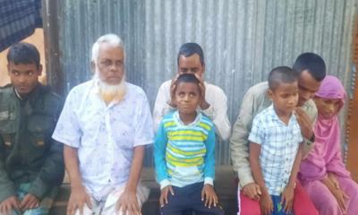 ৪০ বছর ধরে গান গেয়ে চলতো ৯ দৃষ্টিপ্রতিবন্ধীর পরিবার, আটকে গেছে একমাত্র আয়ের পথ