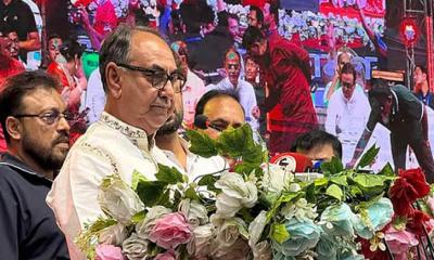 ‘হাসিনা দেশের বারটা, আর এই সরকার চব্বিশটা বাজিয়ে দিয়েছে’