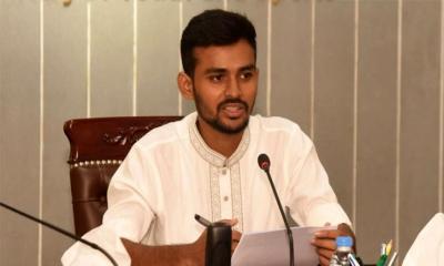 মালয়েশিয়ায় বাংলাদেশি কর্মী পাঠানো নিয়ে ‘সুখবর’ দিলেন আসিফ মাহমুদ