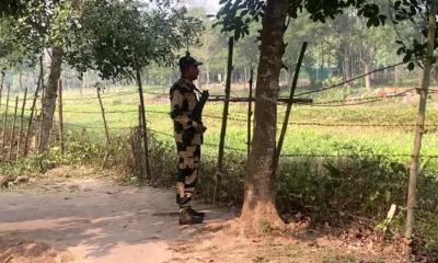 দুই কৃষককে তুলে নিয়ে গেল বিএসএফ, ২ ভারতীয়কে ধরে আনলো গ্রামবাসী