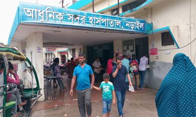 নড়াইলে বজ্রপাতে যুবকের শরীর ঝলসে গেছে, ২ নারী আহত 