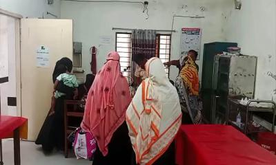 জমিতে কোদাল দিয়ে কোপ দিতেই বিস্ফোরণ, কৃষক আহত