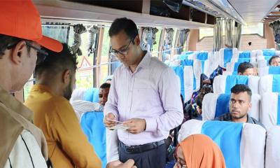 ঈদযাত্রায় অতিরিক্ত ভাড়া নেওয়ায় জরিমানা