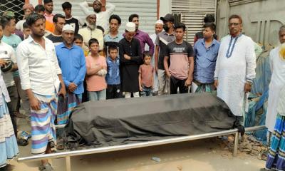 দালালের মাধ্যমে প্রবাসে গিয়ে লাশ হয়ে ফিরলেন কবির
