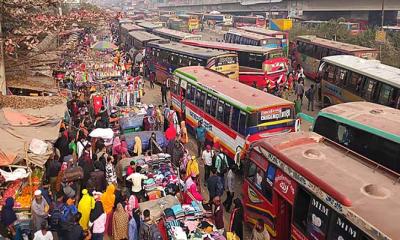 ভোটের ছুটিতে ঘরমুখী মানুষের ঢল, মহাসড়কে ৫০ কিলোমিটার যানজট